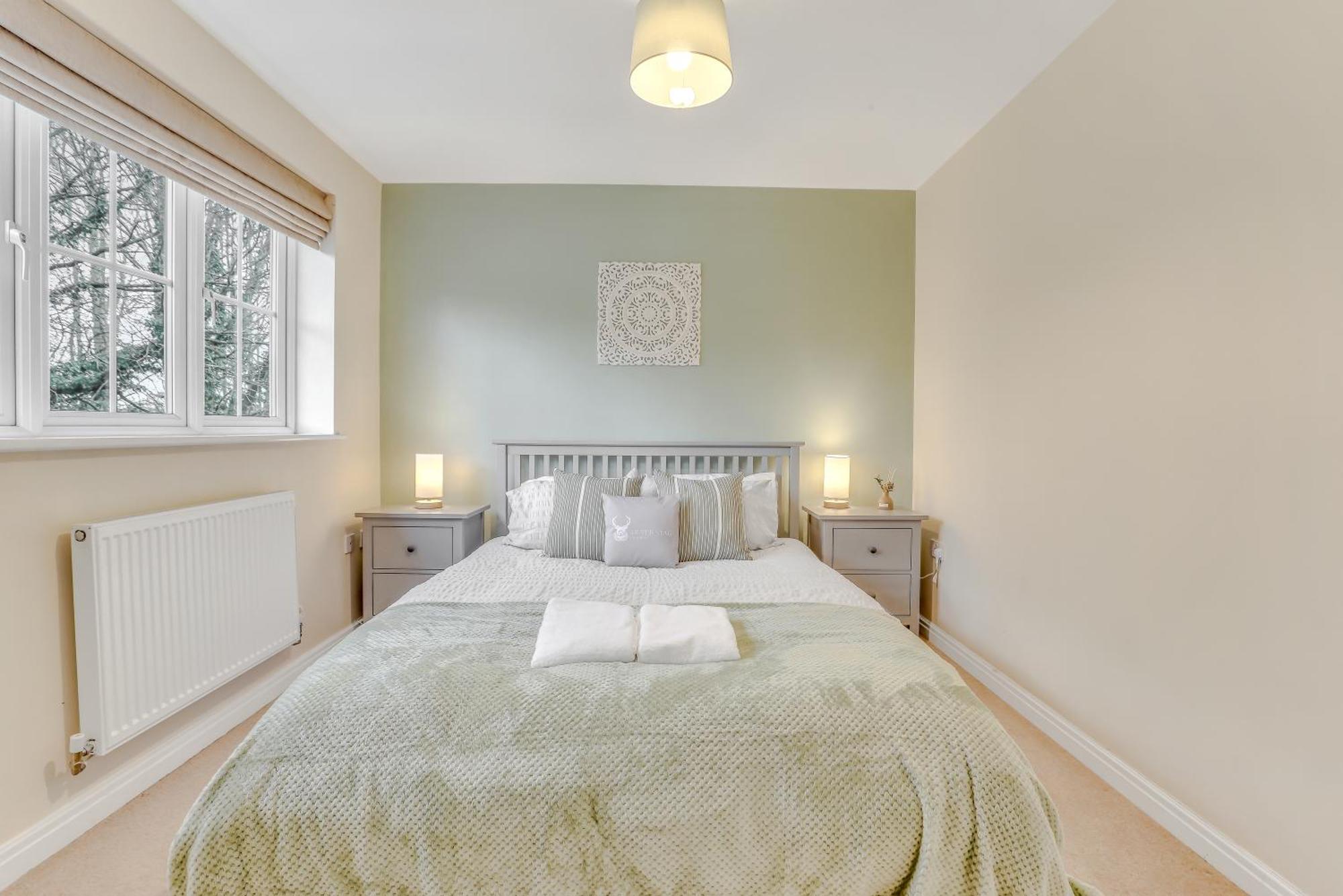 Silver Stag Properties, 3 Bedroom W Parking And Garden Smisby Exterior photo