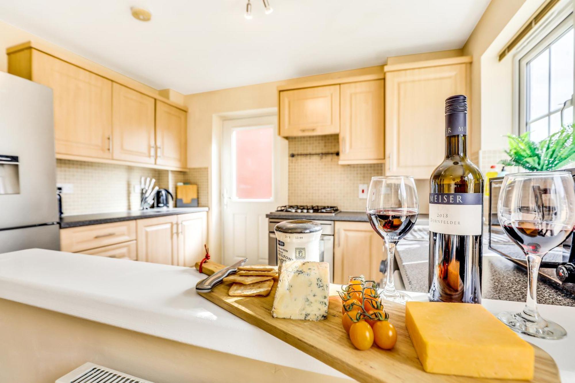 Silver Stag Properties, 3 Bedroom W Parking And Garden Smisby Exterior photo
